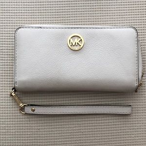 Michael Kors wallet